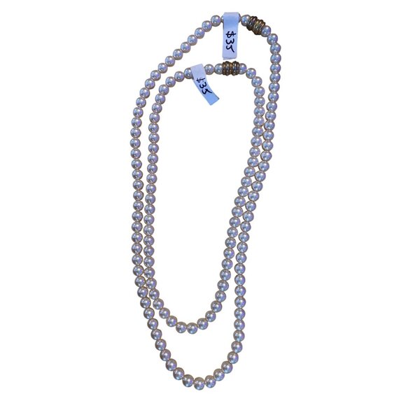 Two Vintage Faux Pearl Necklaces With Magnetic Clasp - Picture 1 of 7
